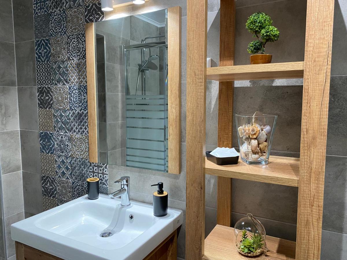 טימישוארה Evergreen Apartment מראה חיצוני תמונה