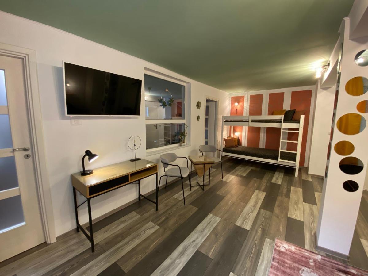 טימישוארה Evergreen Apartment מראה חיצוני תמונה