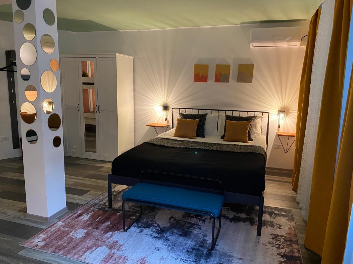 טימישוארה Evergreen Apartment מראה חיצוני תמונה