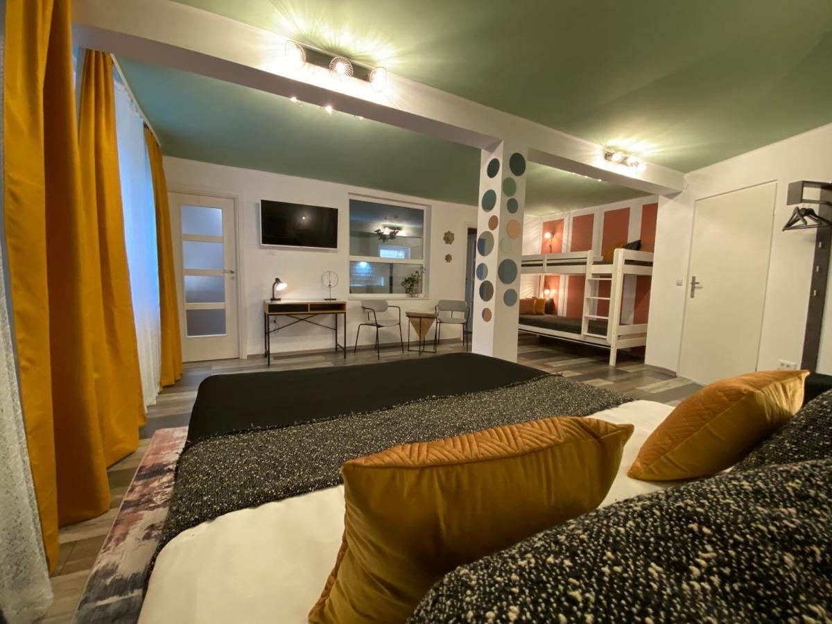 טימישוארה Evergreen Apartment מראה חיצוני תמונה