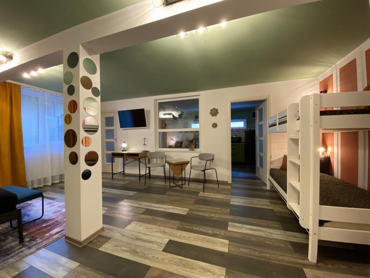 טימישוארה Evergreen Apartment מראה חיצוני תמונה